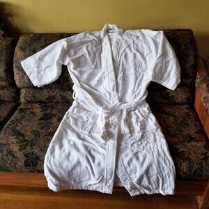 White, 3/4 sleeve, cotton velour/terry towel dressing gown/robe, women OS/L NWOT